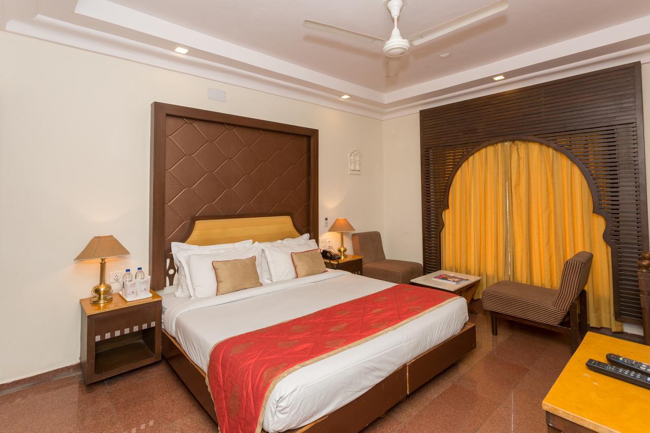 Hotel Hilltop Palace Udajpur Zewnętrze zdjęcie